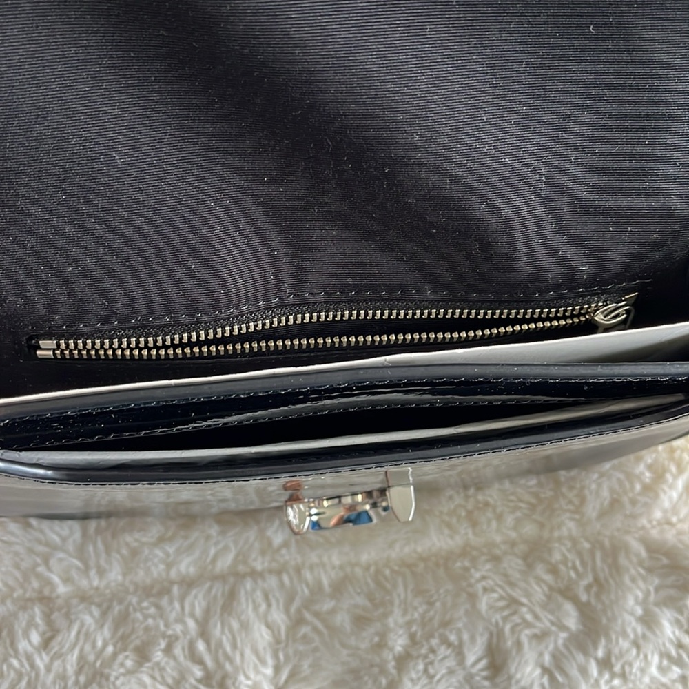 Marc Jacobs The Shadow Patent Shoulder Bag - Picture 8 of 9